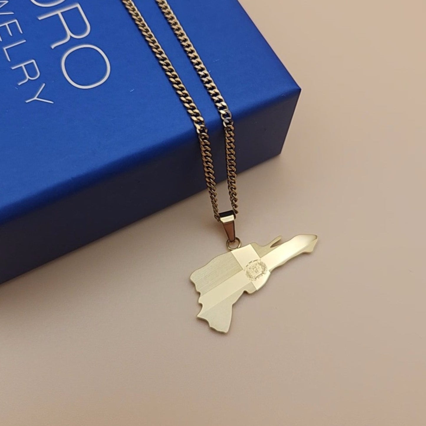 18K gold plated Dominican Republic map necklace pendant showing detailed DR island outline on chain